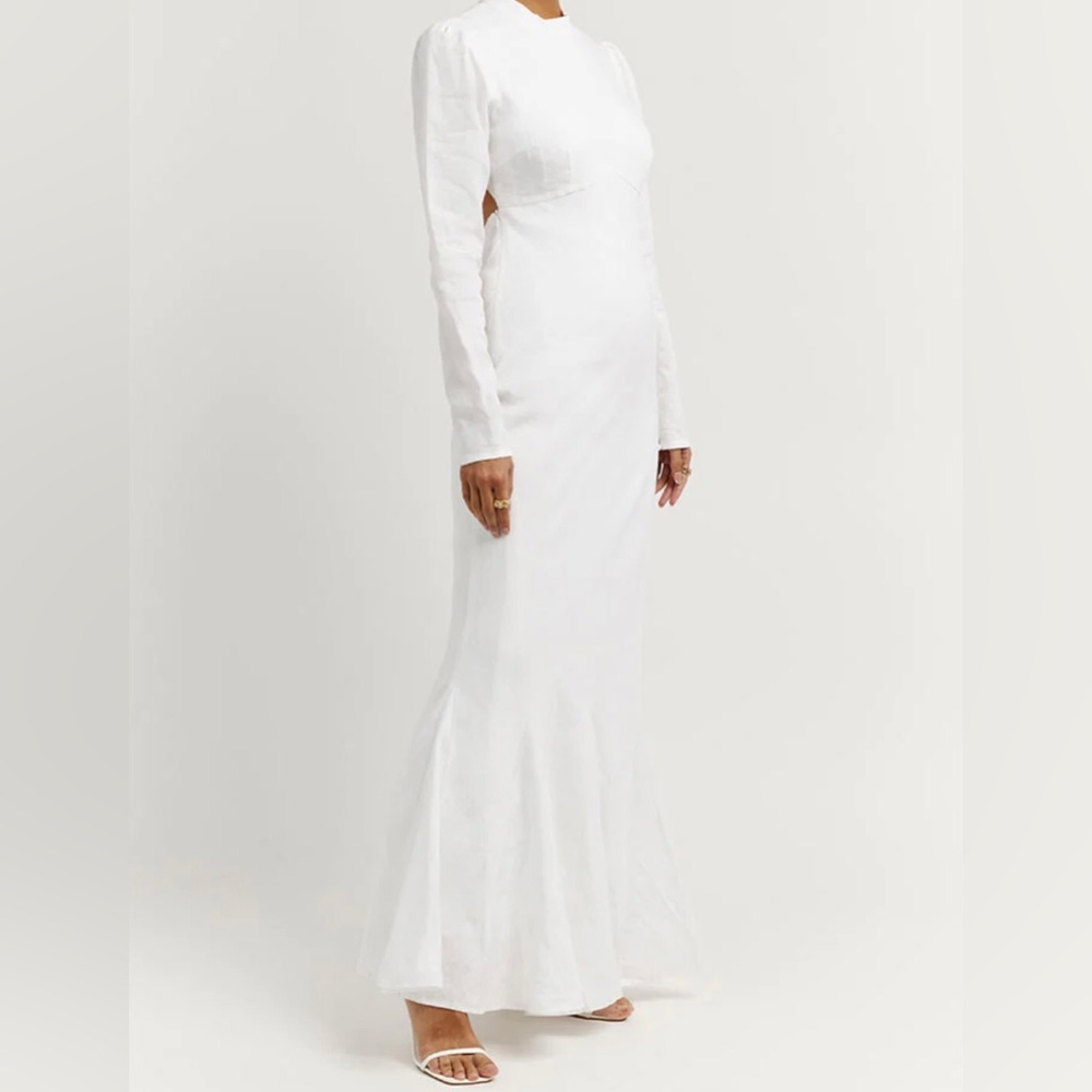 DISSH Aisle White Linen long Sleeve maxi Dress size 8